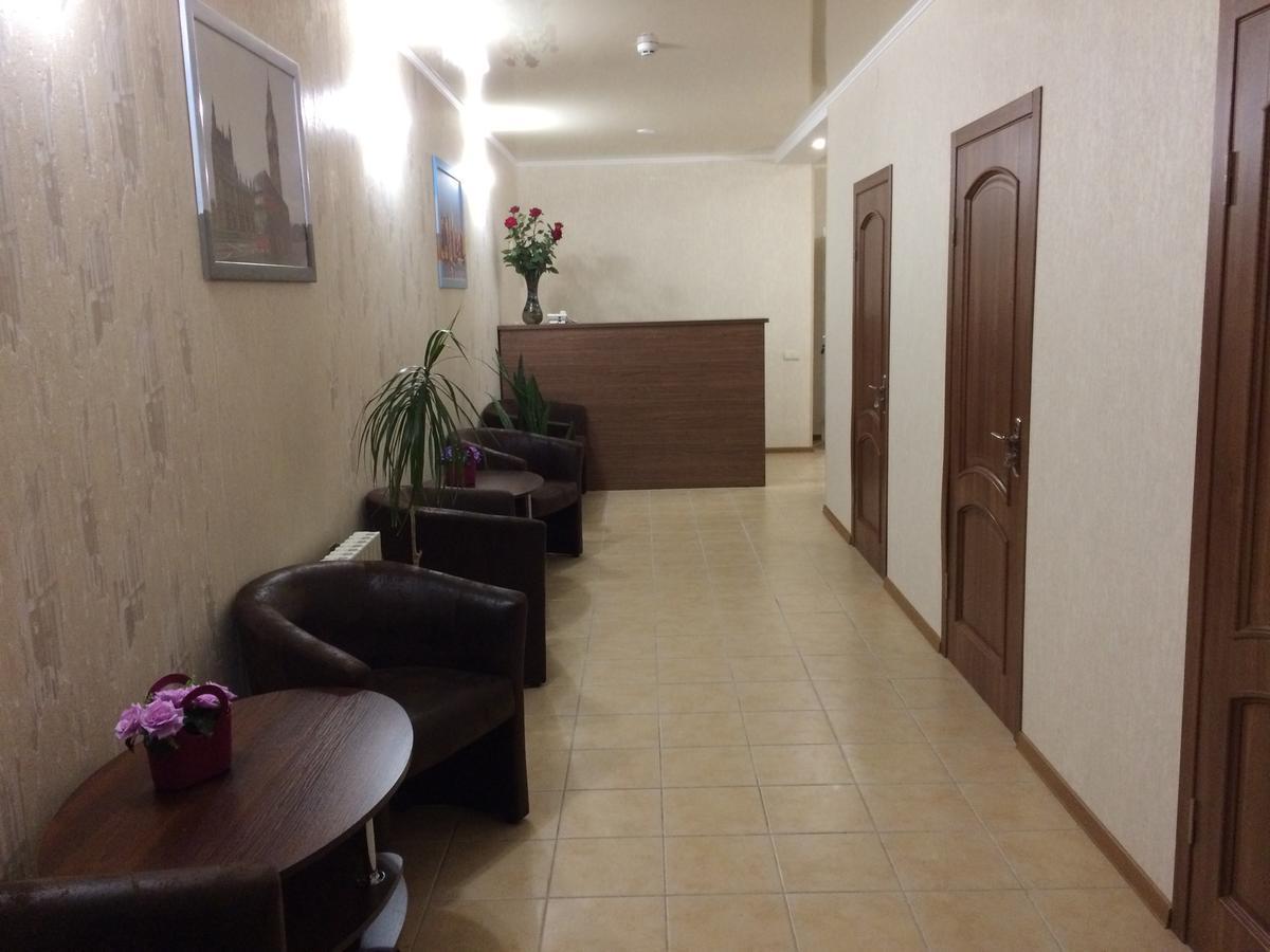 Prosto Hostel Odessa Buitenkant foto
